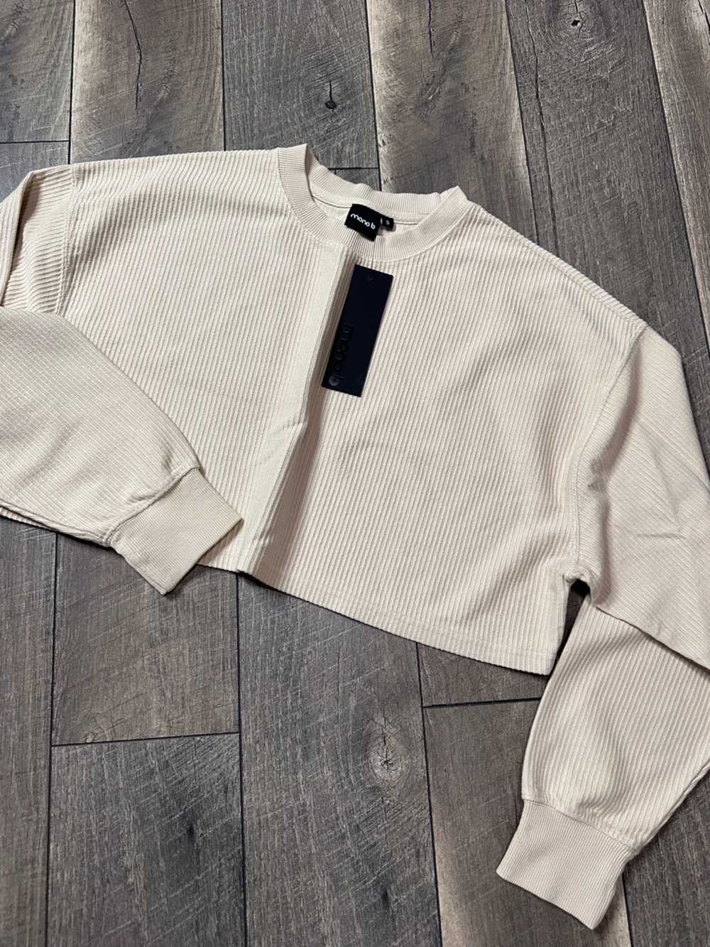 Mono B Ribbed Crop Pullover - Picture 4 of 7